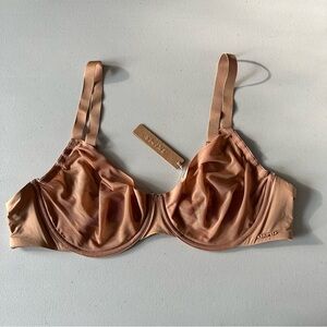 NWT Skims No Show Molded Unlined Demi Bra Sheer Ochre 40C